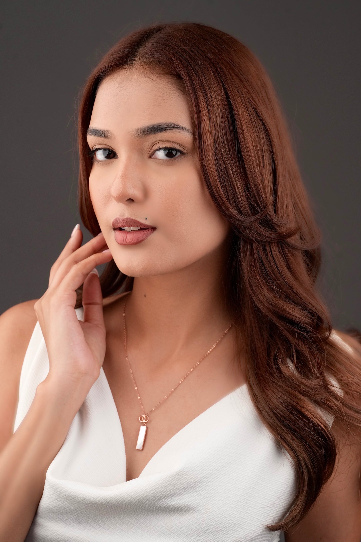 Slender spark necklace