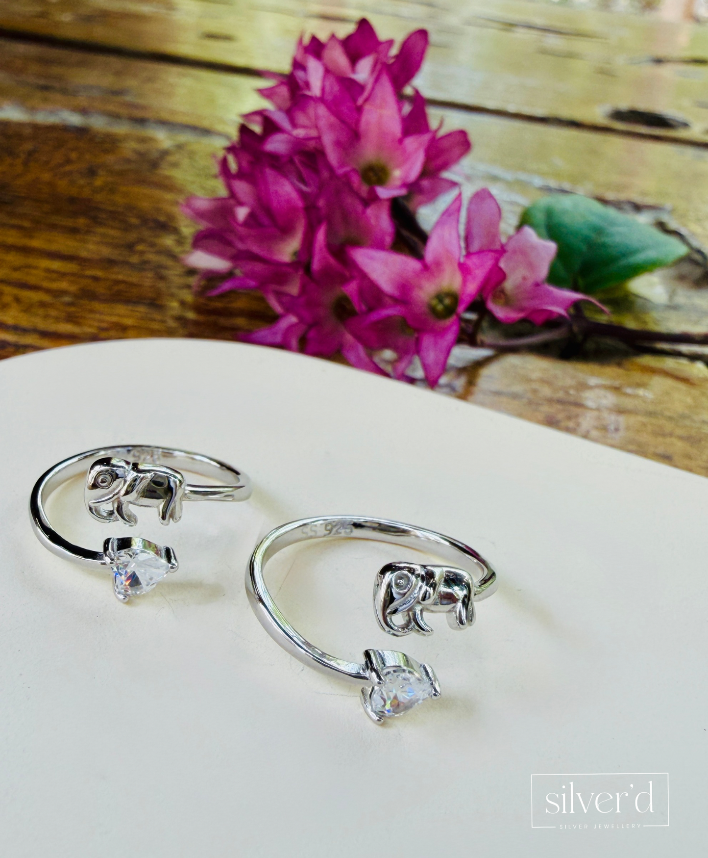 Tiny trunk toe rings