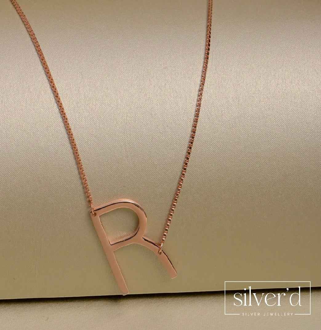 R necklace